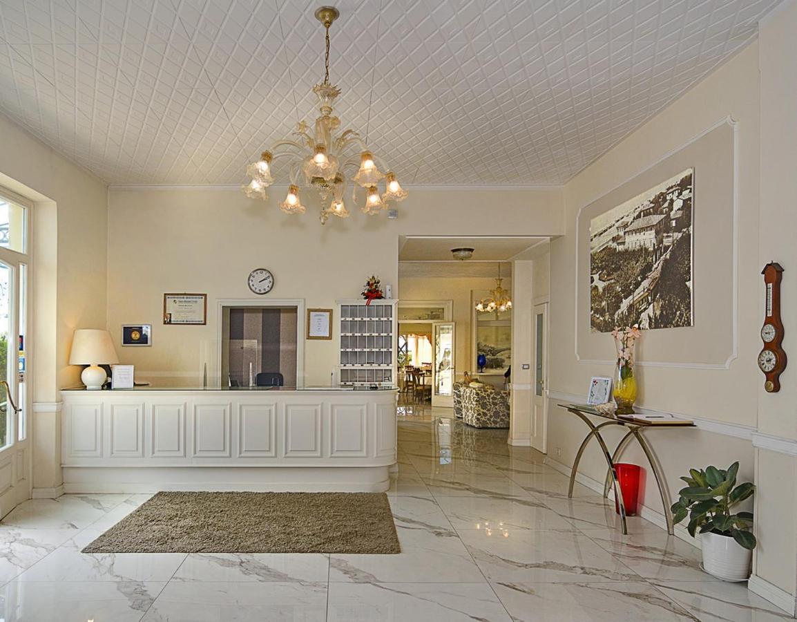 Hotel Coluccini Marina di Pietrasanta Exteriör bild