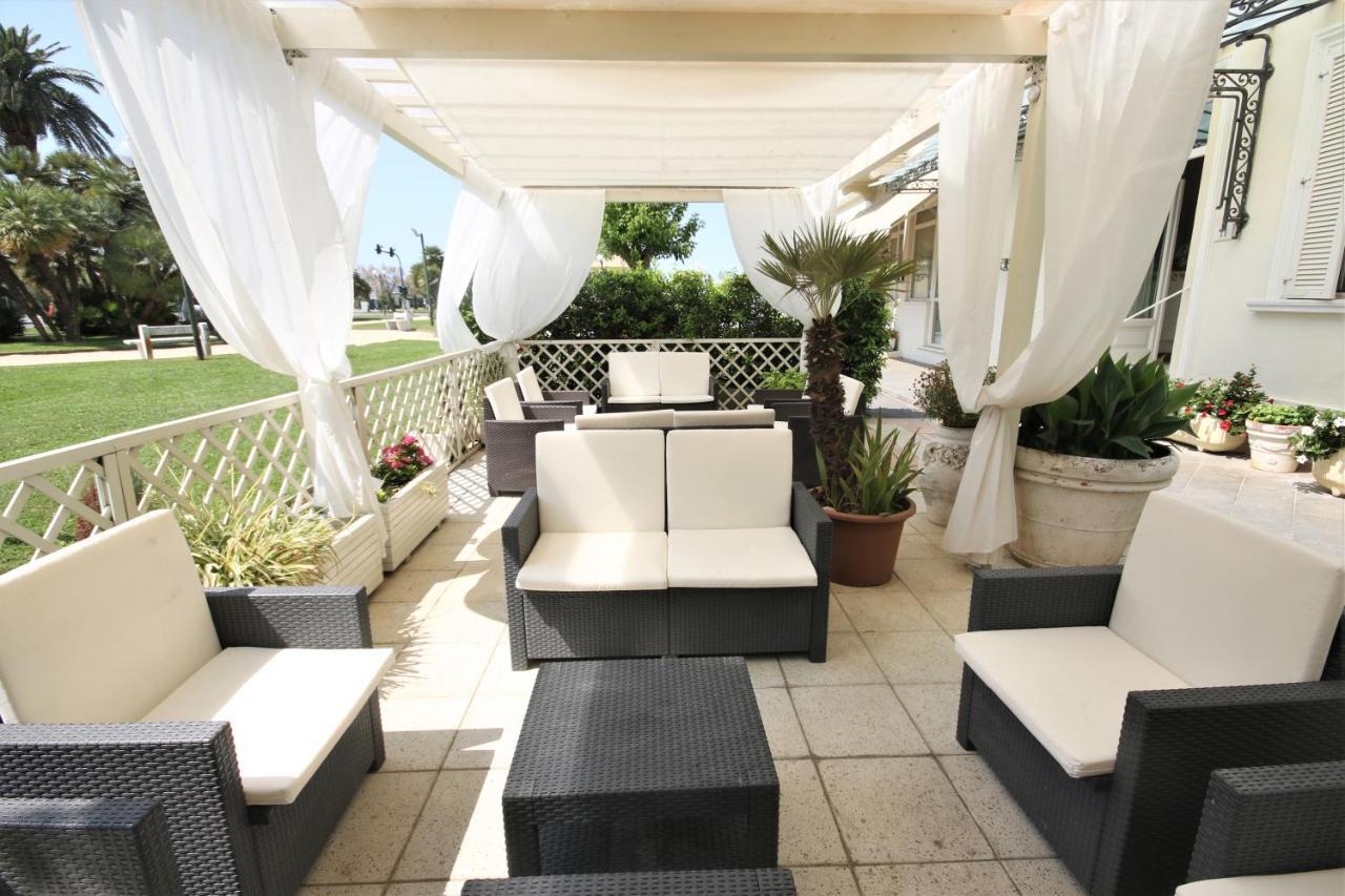 Hotel Coluccini Marina di Pietrasanta Exteriör bild